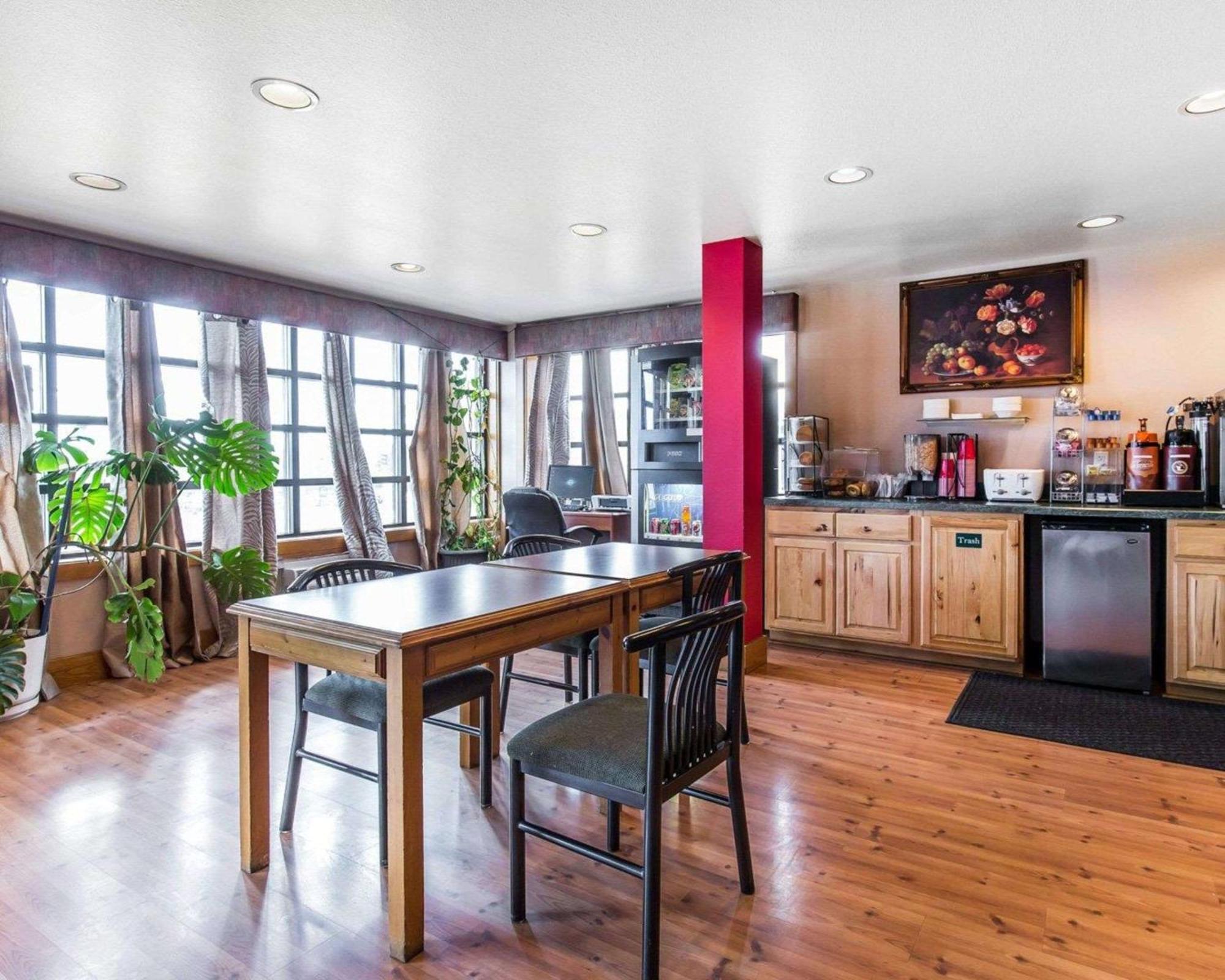 Rodeway Inn Billings Logan Intl Airport Near St Vincent Hospital Εξωτερικό φωτογραφία