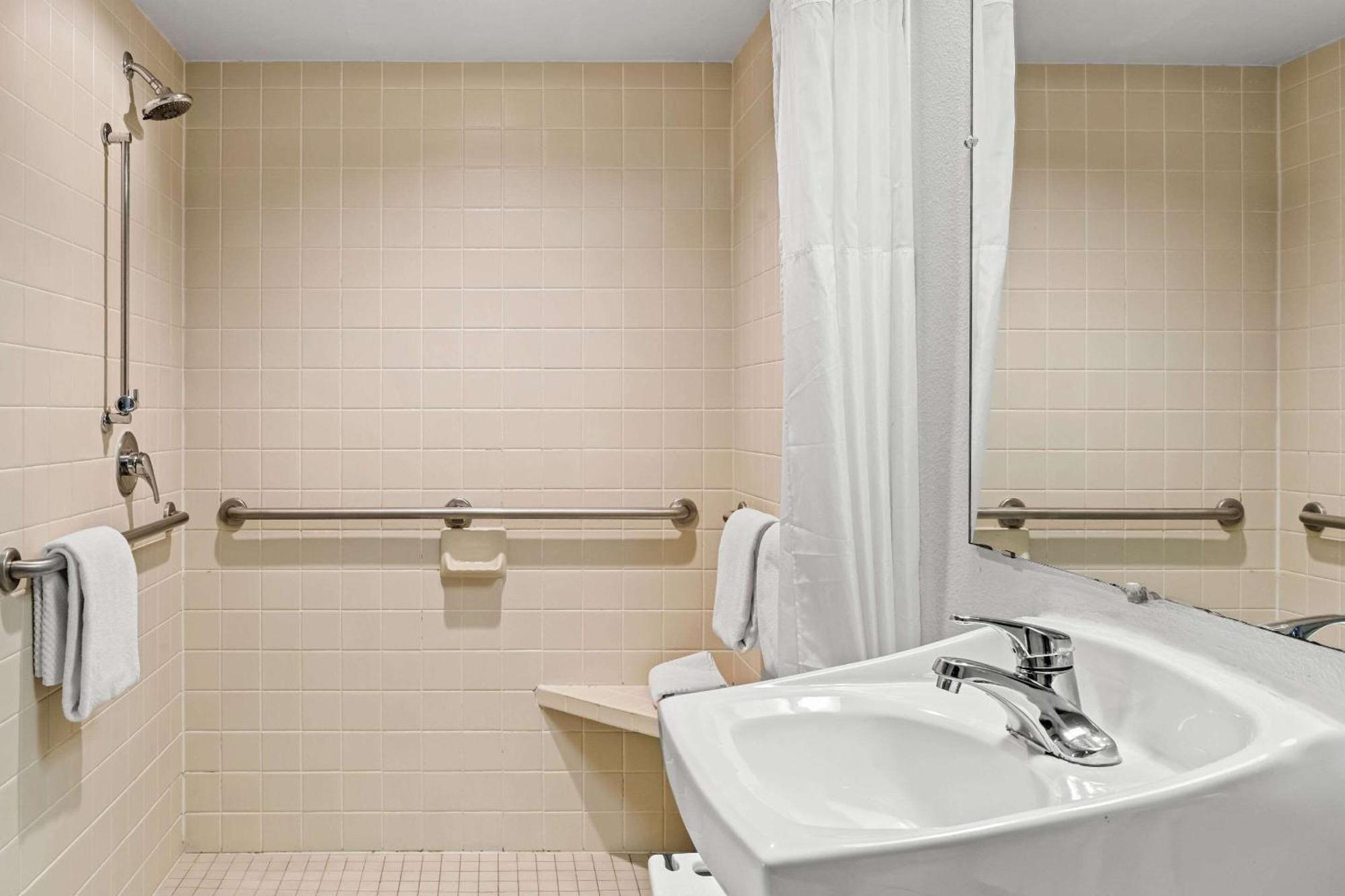 Rodeway Inn Billings Logan Intl Airport Near St Vincent Hospital Εξωτερικό φωτογραφία