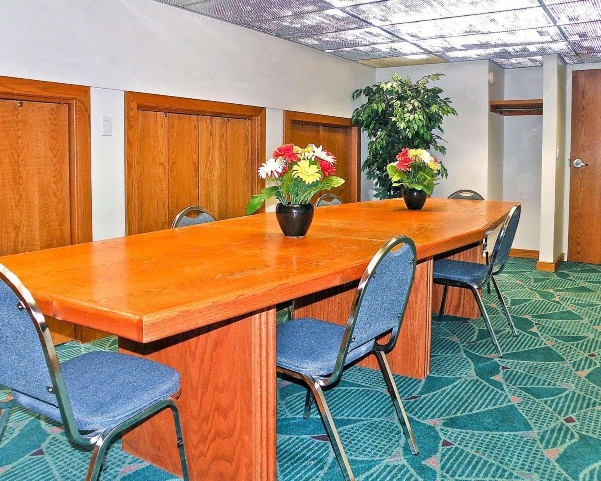 Rodeway Inn Billings Logan Intl Airport Near St Vincent Hospital Εξωτερικό φωτογραφία